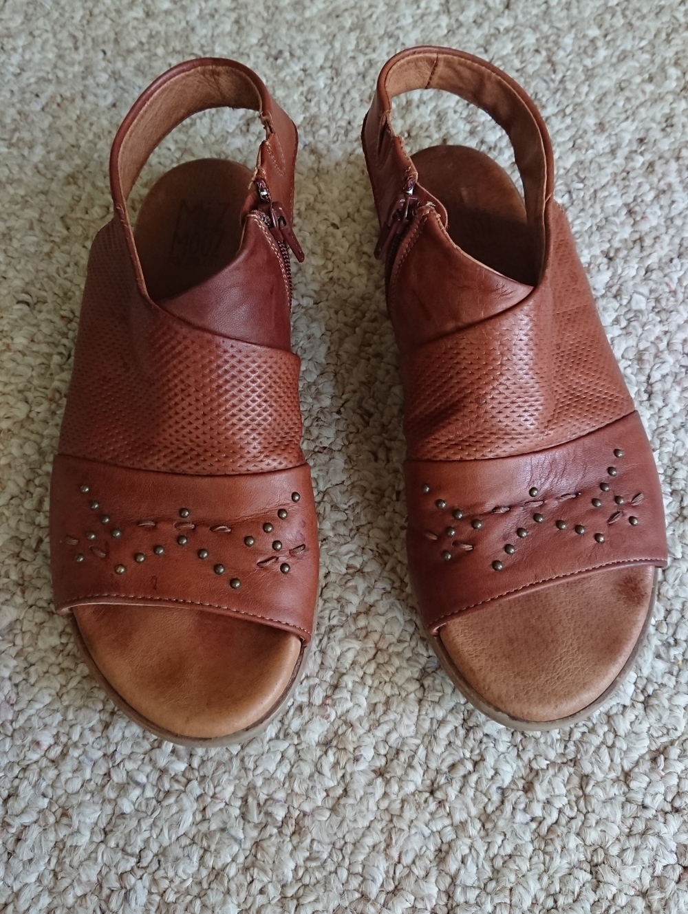 Miz Mooz Darcie with studs brown leather sandals size 7.5
